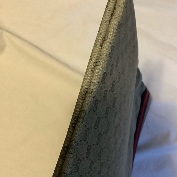 Gucci - Picture 7 of 10